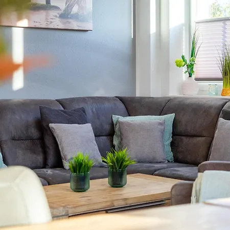 Apartment Kuestenzeit, Obergeschoss Mit Balkon *